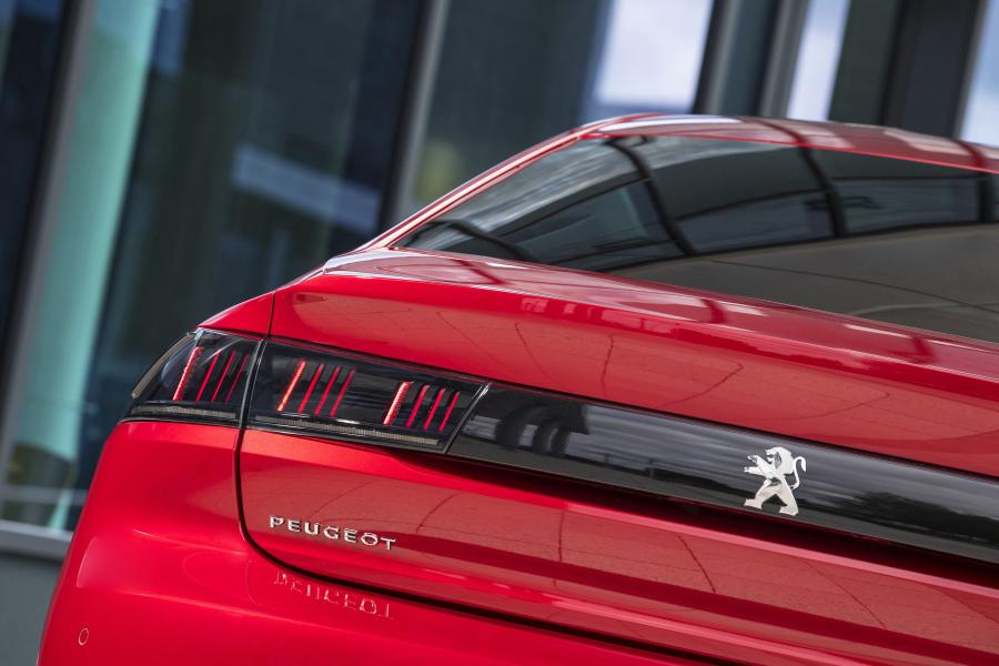 Детали экстерьера Peugeot 508 GT 2018 года  (UK) (фото 5 из 33)